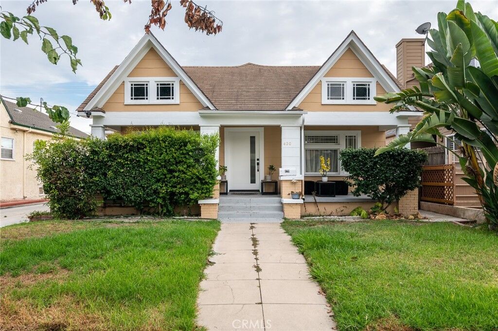 Property Photo:  420 W California Boulevard  CA 91203 