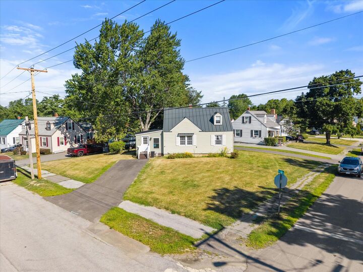 Property Photo:  34 Lincoln Street  ME 04412 