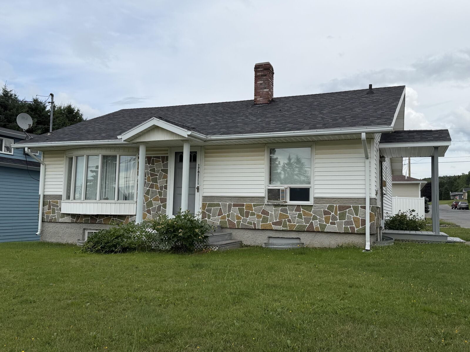 Property Photo:  176 Pleasant Avenue  ME 04756 