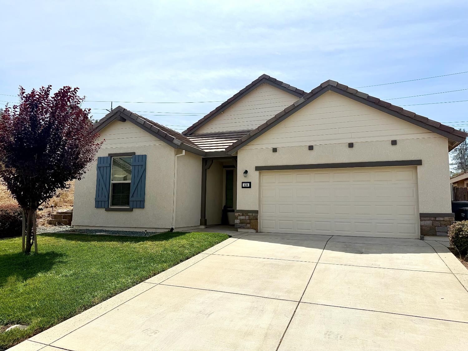 Property Photo:  424 Sage Court  CA 95640 
