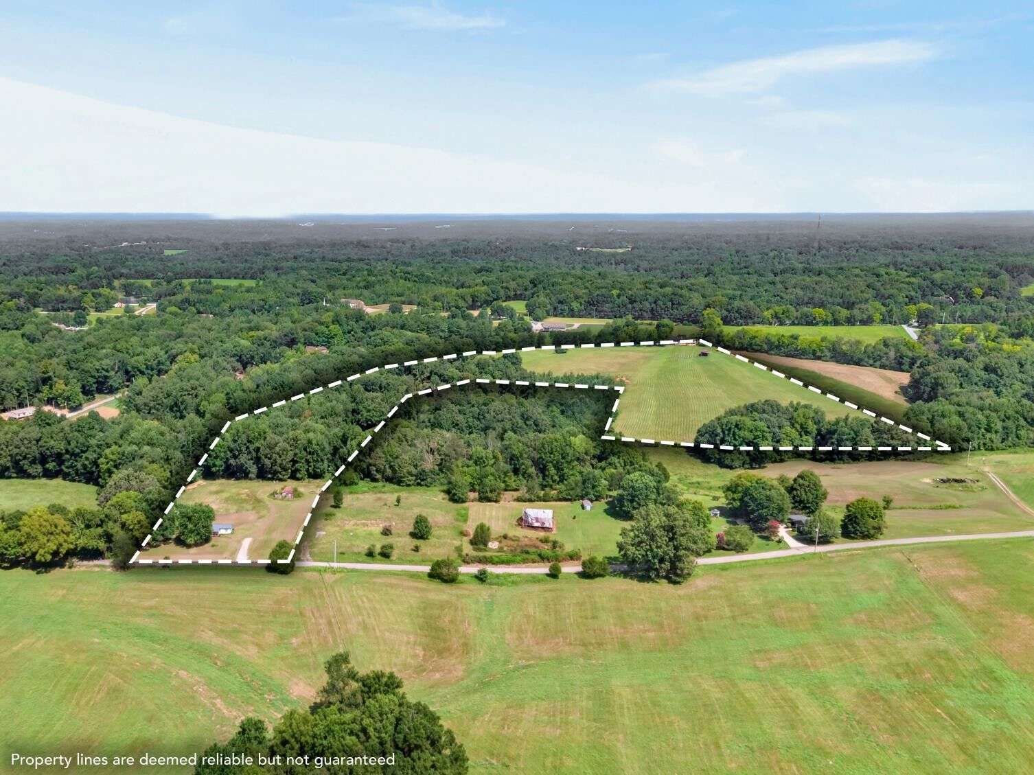 Property Photo: 635 Houston Fielder Rd TN 37043