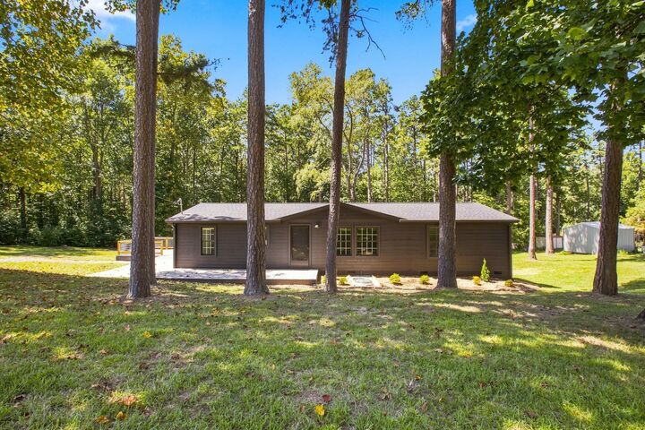 Property Photo: 1058 Caps Rdg TN 37055