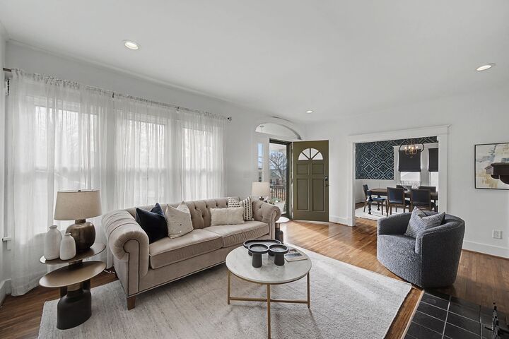 Property Photo:  1912 Ashwood Ave  TN 37212 