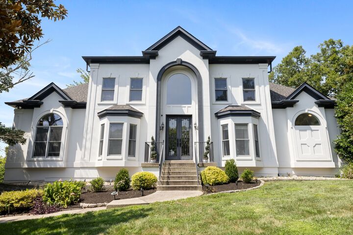 Property Photo:  805 Kathridge Ct  TN 37027 