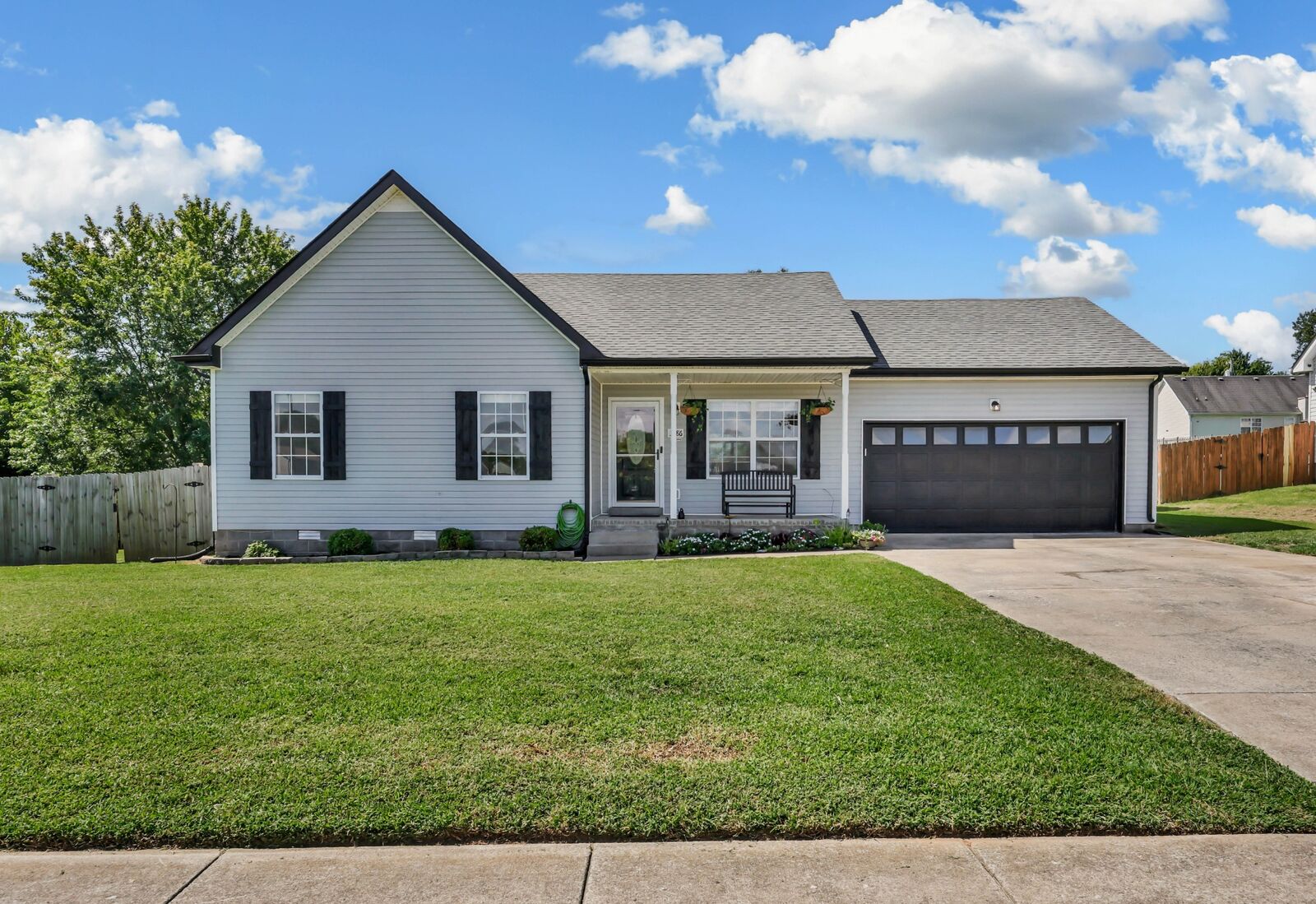 Property Photo: 3786 Tamera Ln TN 37042