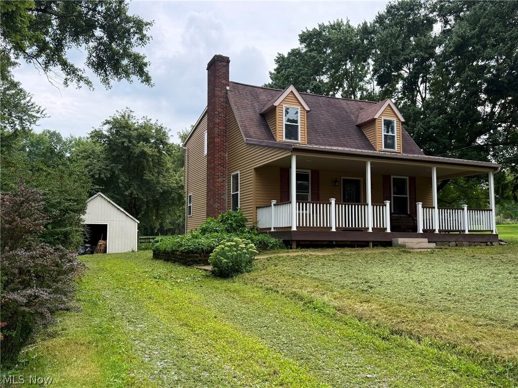 Property Photo:  281 Stewart Road  OH 44460 