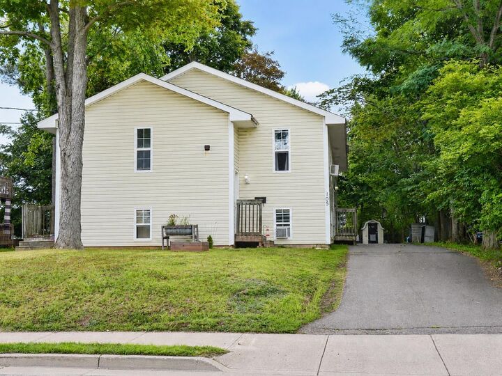 105 Park Street — photo 1