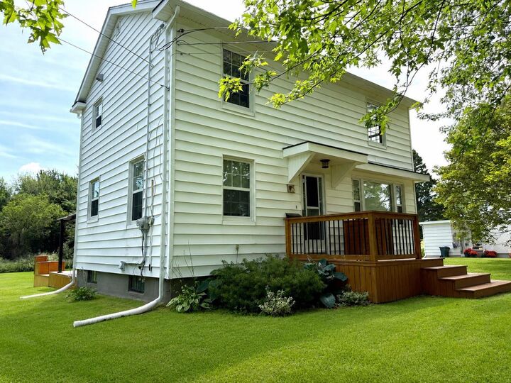 Property Photo:  5 Elmwood Drive  NS B4H 2G5 