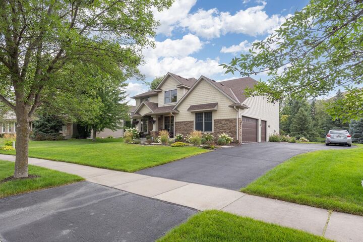 Property Photo:  1752 Carriage Drive  MN 55386 