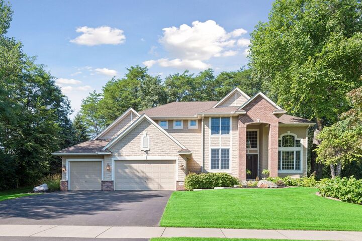 Property Photo: 9260 Red Oak Drive MN 55386