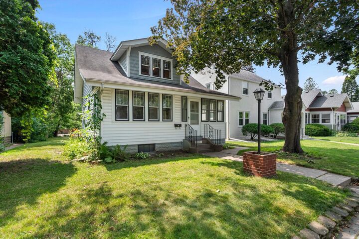 Property Photo:  1308 Juno Avenue  MN 55116 