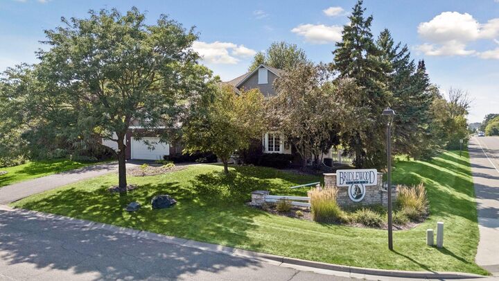 Property Photo: 3925 Urbandale Lane N MN 55446