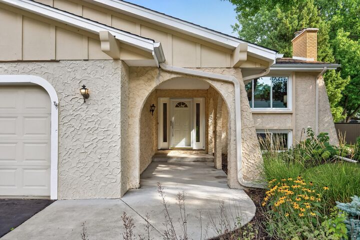 Property Photo:  18420 33rd Avenue N  MN 55447 