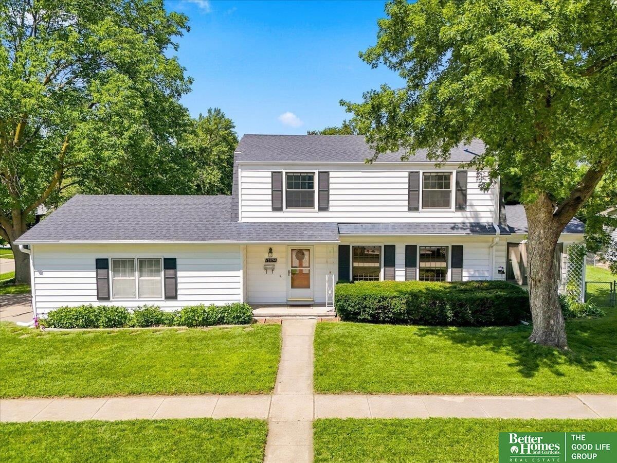 Property Photo:  12894 Valley Street  NE 68144 