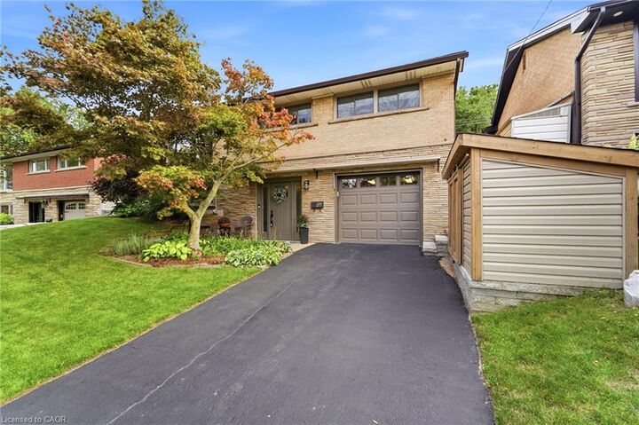 Property Photo:  177 Lower Horning Road  ON L8S 3H1 