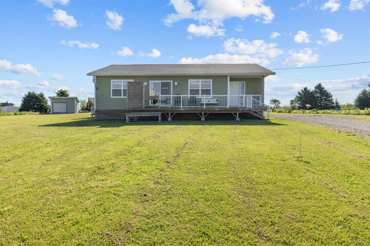 Property Photo:  31 Pleasant View Drive  PE C1B 4H9 