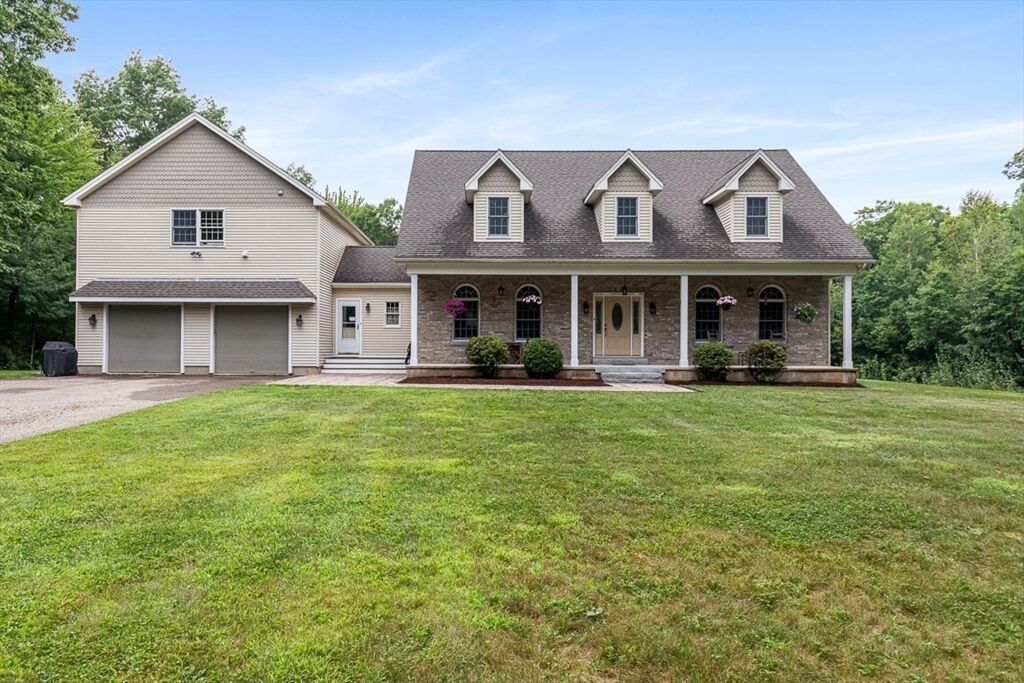 Property Photo:  730 Scott Rd  MA 01068 