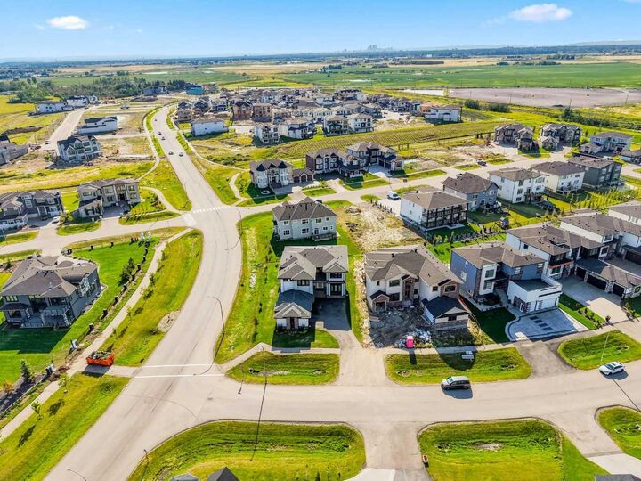 Property Photo: 201 Milton Road AB T1Z 0B8