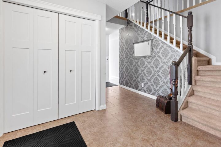 Property Photo: 5302 64 Street AB T4V 4H6