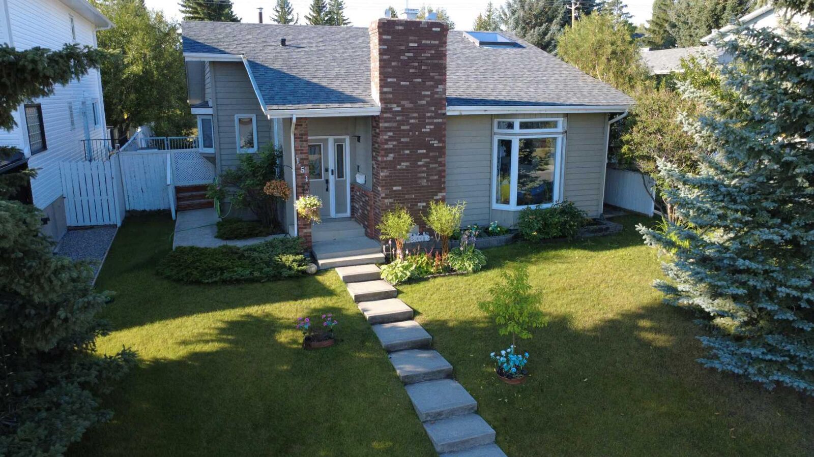 Property Photo: 151 Sandstone Place NW AB T3K 2Z6