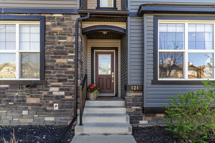 Property Photo:  121 Sandpiper Road  AB T9K 0L9 