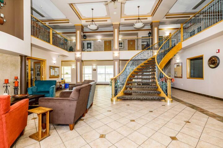 Property Photo:  4512 52 Avenue 105  AB T4N 7B9 