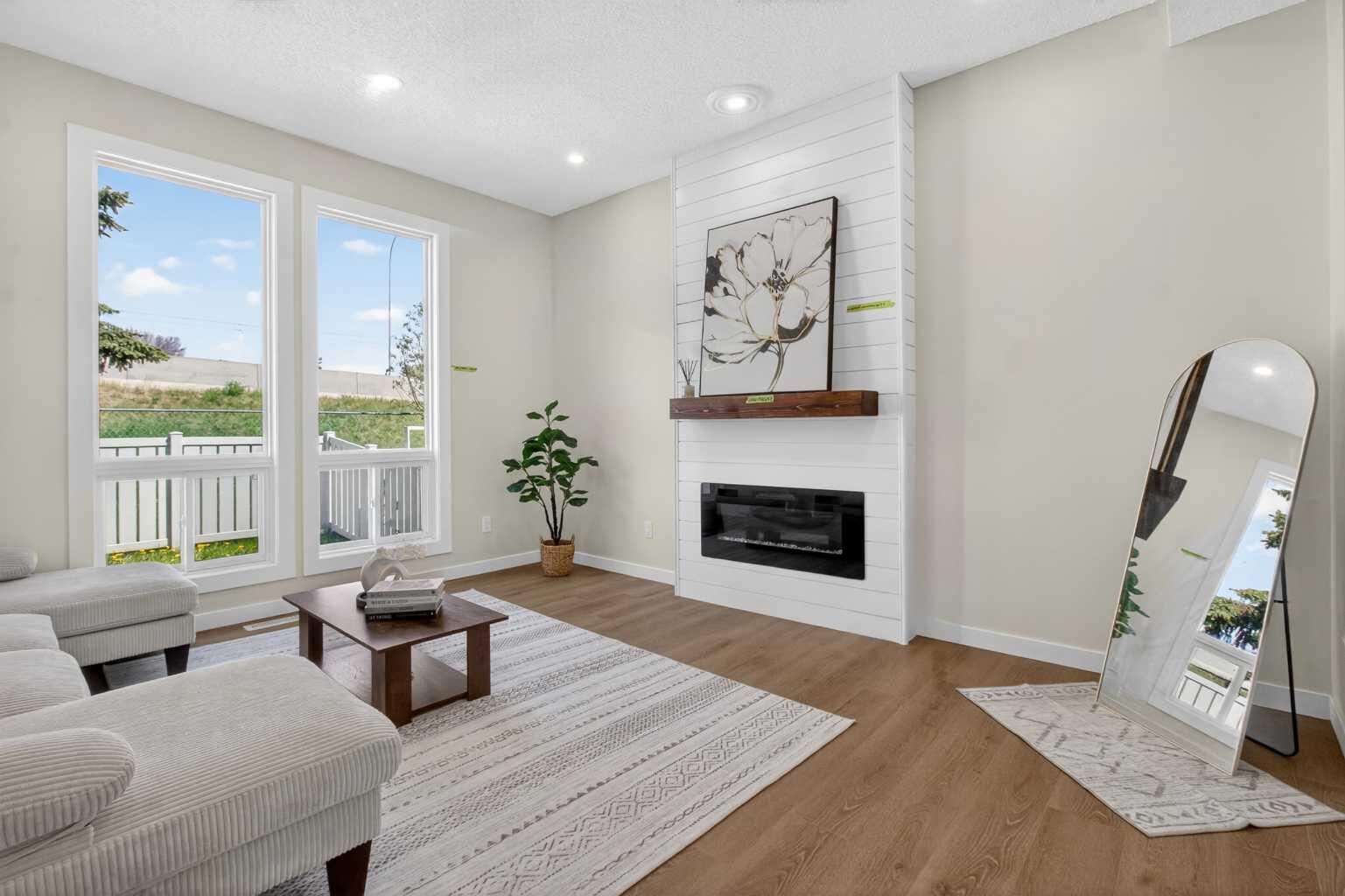 Property Photo: 5340 17 Avenue SW 306 AB T3E 6M3