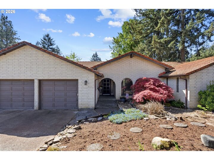 Property Photo: 13113 SE 19th St WA 98683