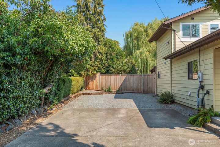 Property Photo: 5636 49th Avenue SW WA 98136