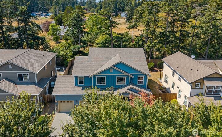 Property Photo: 1873 SW Downfield Way WA 98277