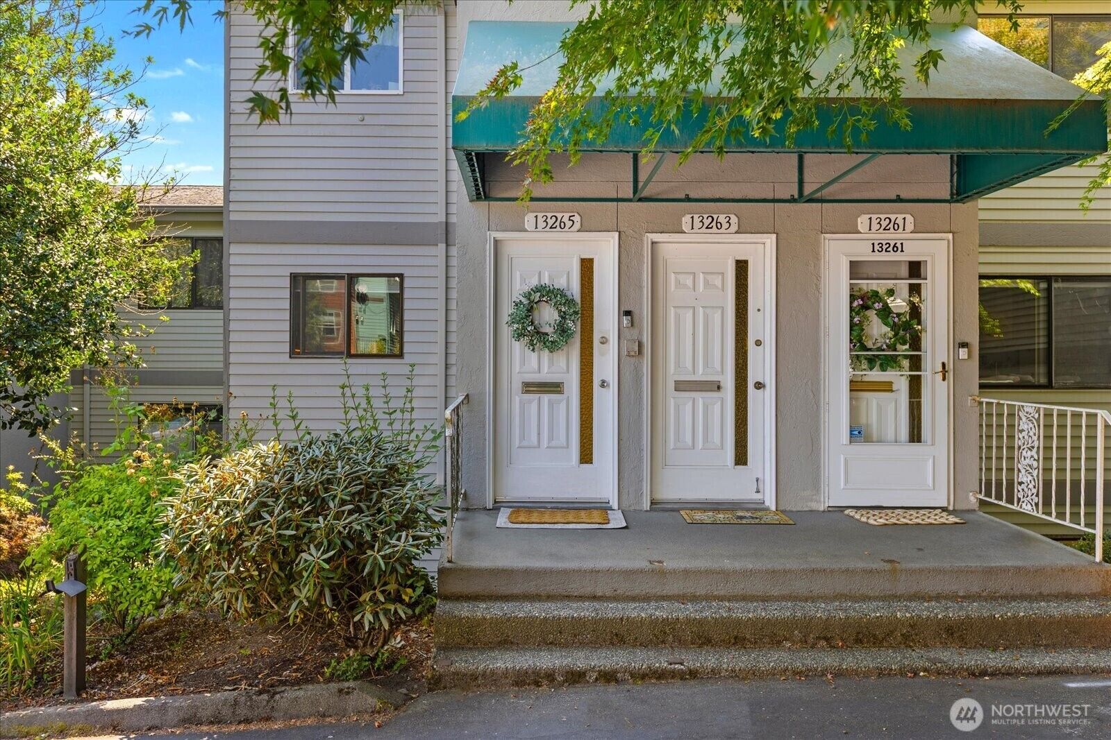Property Photo:  13265  15th Avenue NE B10  WA 98125 