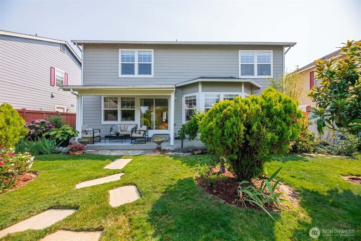 Property Photo:  277  Edmonds Avenue SE  WA 98056 