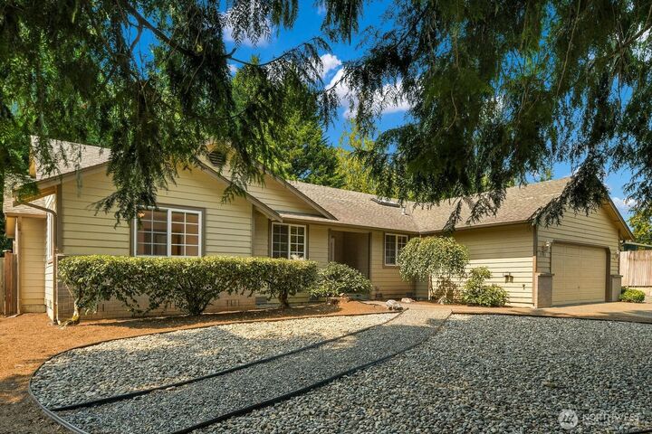Property Photo: 2504 116th Avenue NE WA 98258