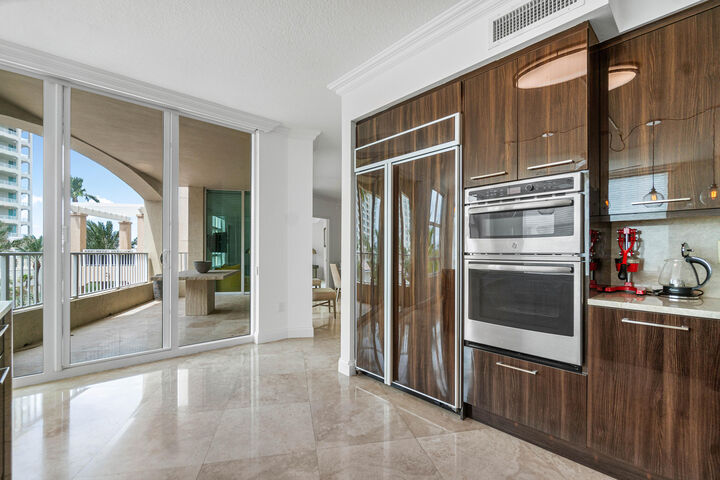 Property Photo: 3740 S Ocean Boulevard 407 FL 33487