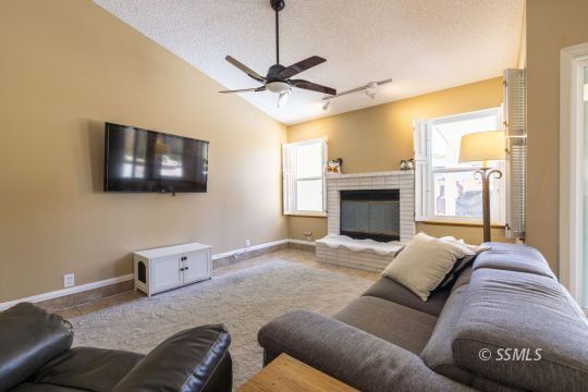 Property Photo:  1224 Mandy Ct  CA 93555 