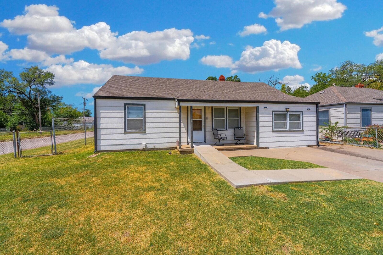 Photo de la propriété: 2501 N Piatt Ave KS 67219-4632
