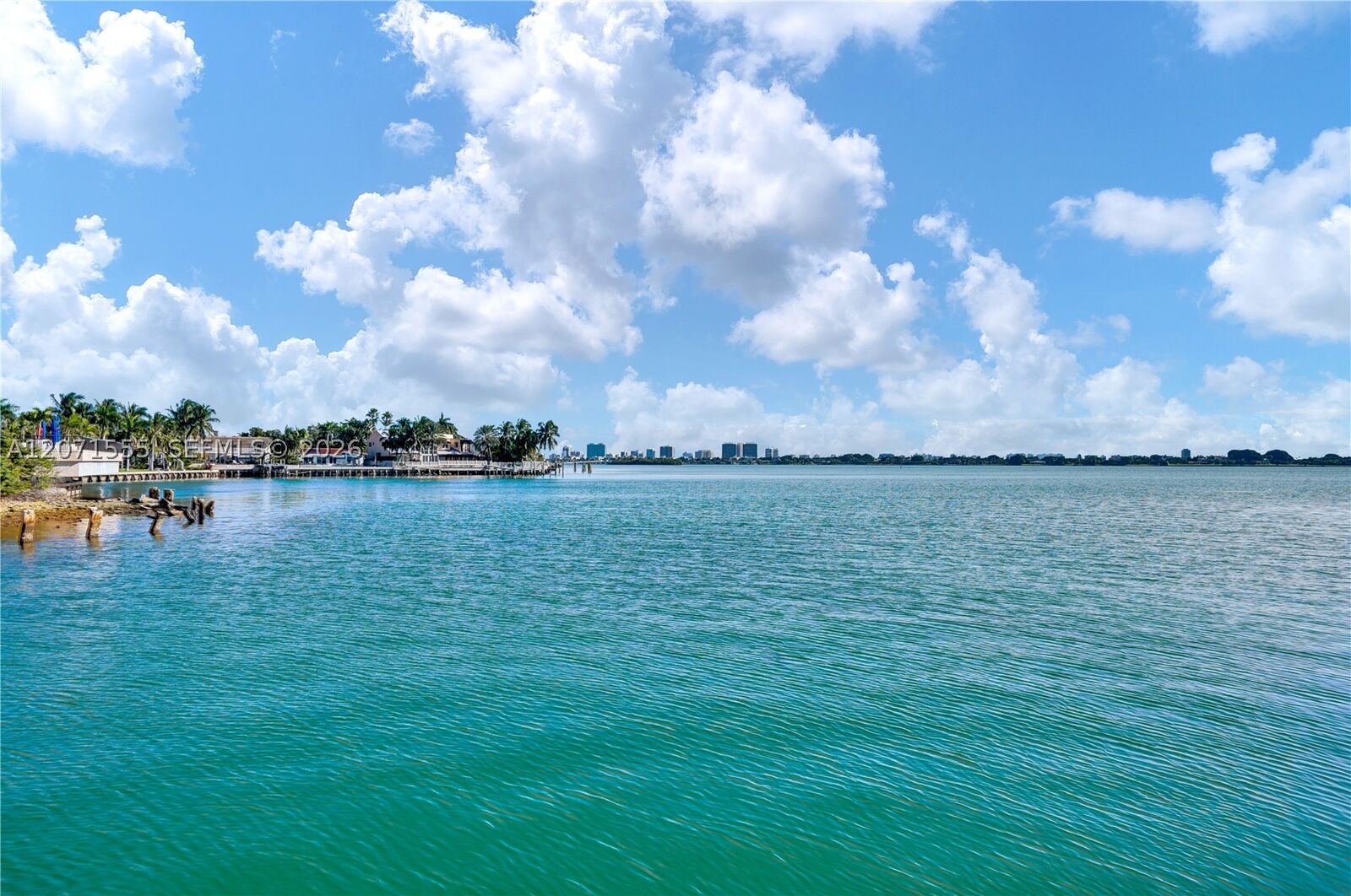 Property Photo:  11111 Biscayne Blvd 1000  FL 33181 