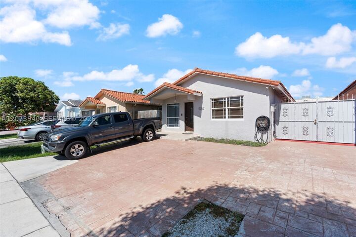 Property Photo:  11259 NW 88th Ave -  FL 33018 