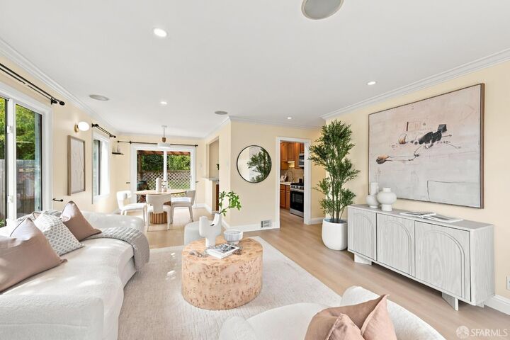 Property Photo:  525 Larch Avenue  CA 94080 