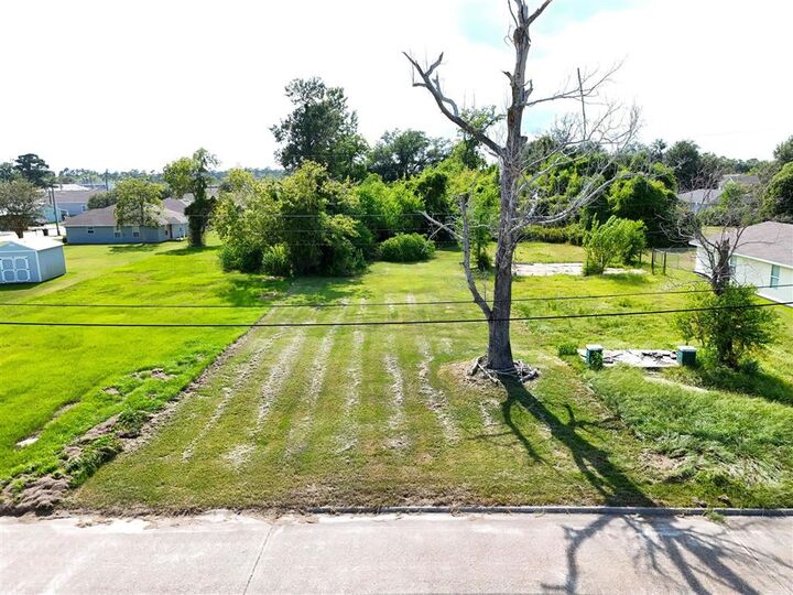 Property Photo: 2500 Ruth Street LA 70601