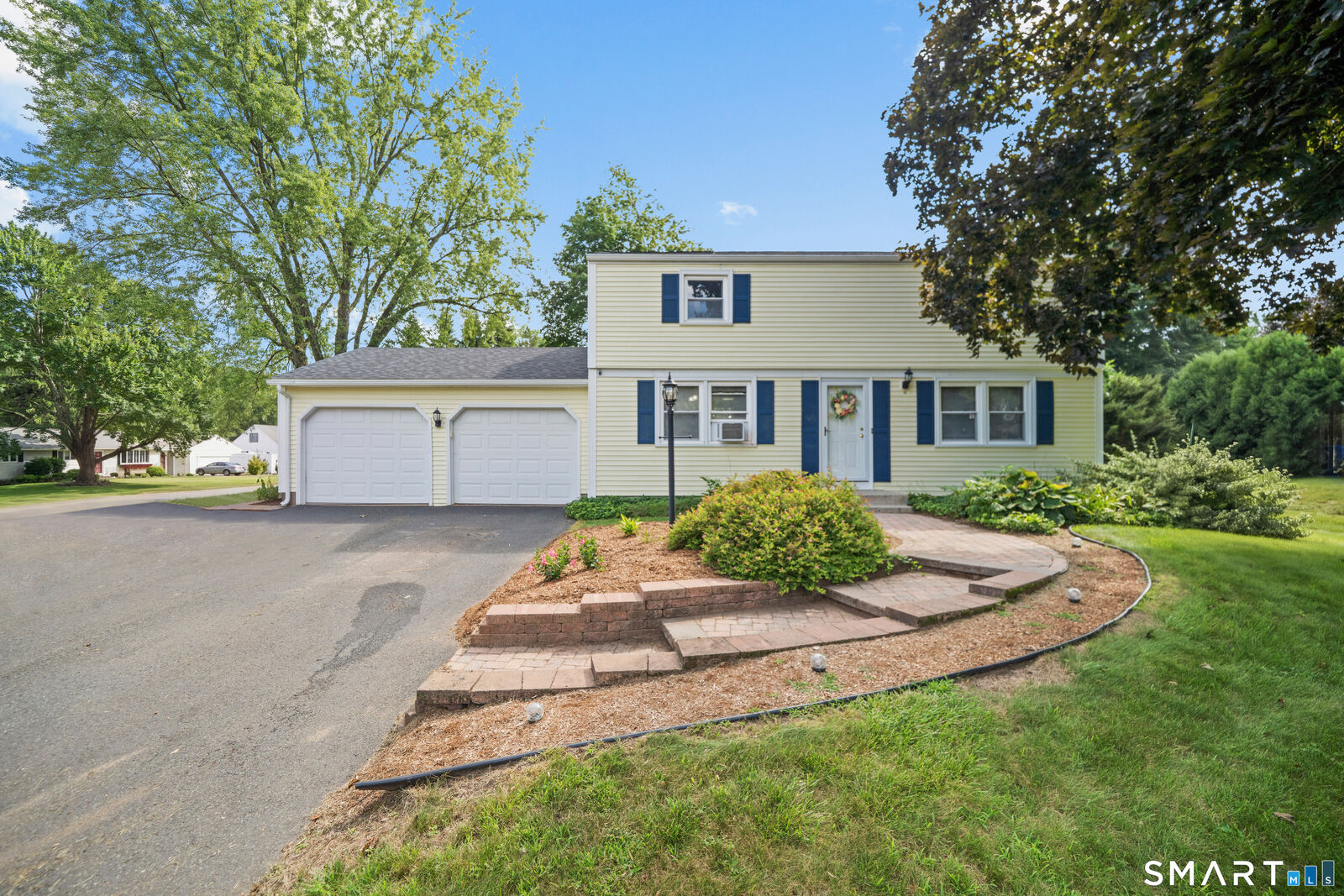 Property Photo:  22 Cleveland Street  CT 06082 
