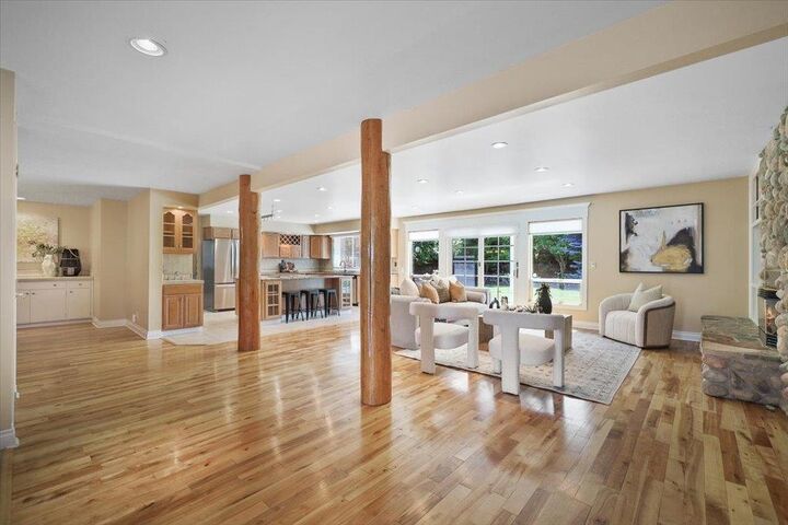 Property Photo:  1728 E Rockwood Blvd 1802 E Rockwood Blvd  WA 99203 