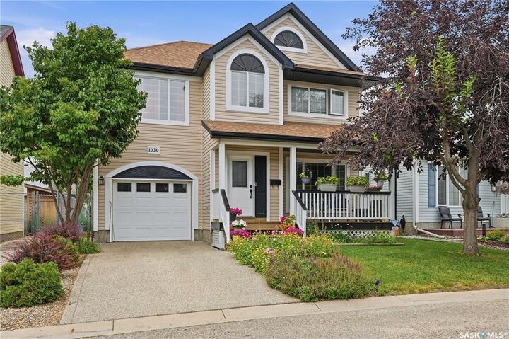 1030 Orchid Way N — photo 1