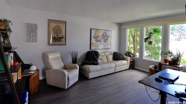 Property Photo: 407 Wathaman Crescent SK S7K 4P8