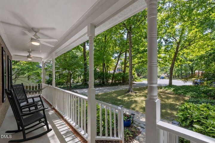 Property Photo:  1006 Oakwell Court  NC 27502 