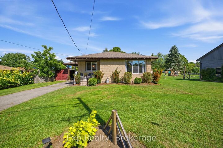18 Railway Street — photo 1