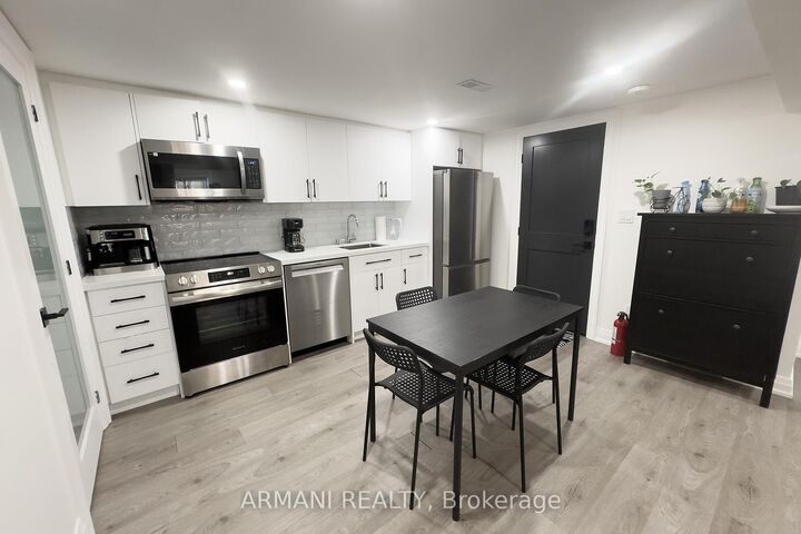 Property Photo:  97 Cuffley Crescent N Basement  ON M3K 1Y3 