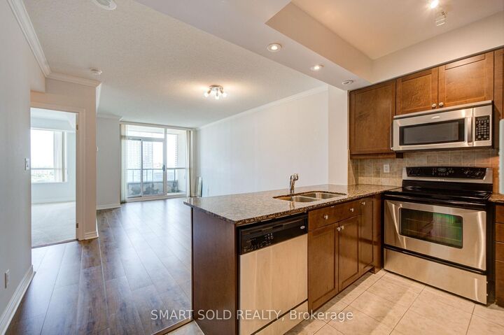 Property Photo:  100 Promenade Circle 1508  ON L4J 7W7 