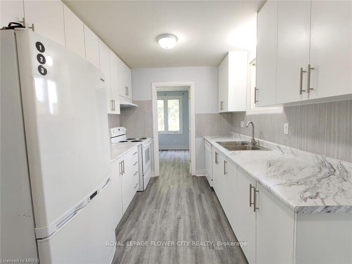 Property Photo:  49 McCrae Drive  ON L3C 6C9 