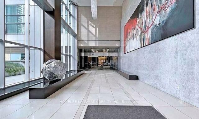 Property Photo: 386 Yonge Street 4206 ON M5B 0A5